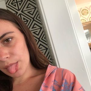 Meet your Posher, Ivy